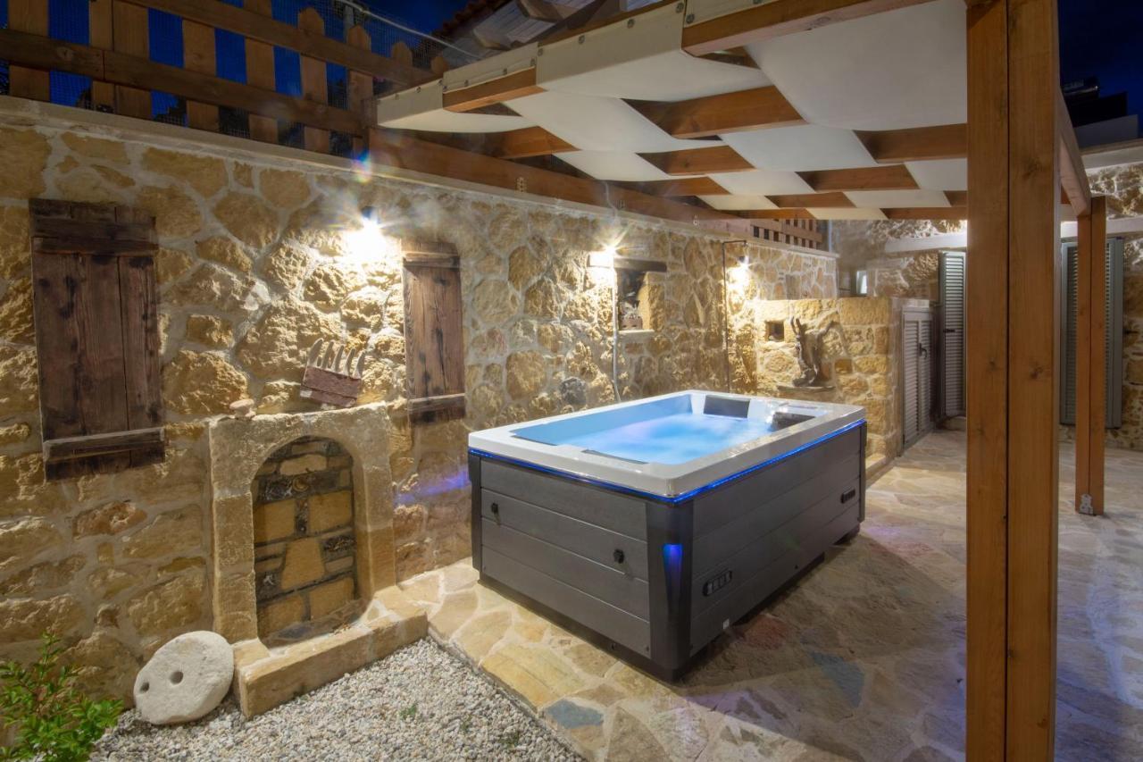 Pamelas House With Jacuzzi Kíssamos Eksteriør billede